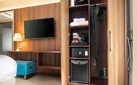 Courtyard By Marriott Edinburgh